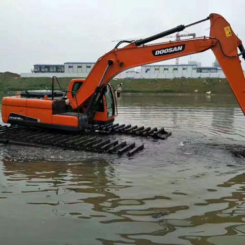 3 水陆挖掘机出租 水上挖掘机出租 水挖机出租